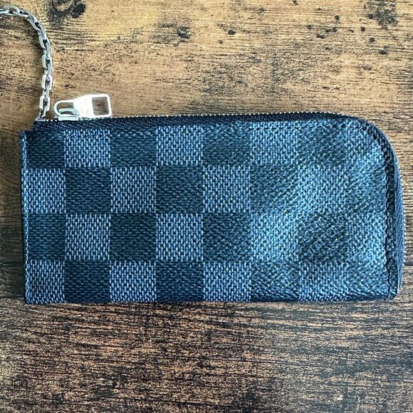 Louis Vuitton 4 Key Holder in Damier Graphite N61235 - DUSTBAG + BAG - Picture 3 of 16